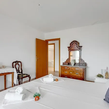 Gambarogno Vista Bella 2 - Happy *